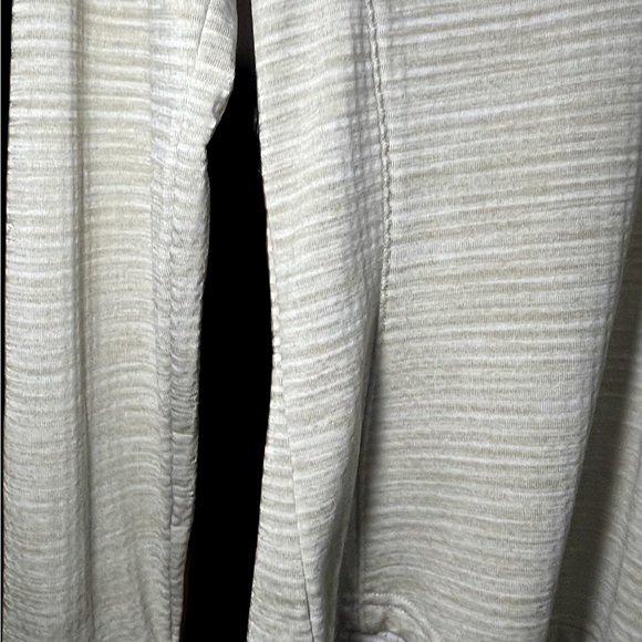 Ariat Shirt - Mens Cream Color - Size M - Picture 7 of 10